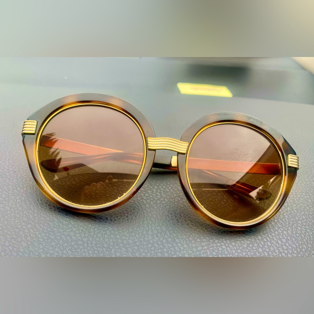 Tory Burch Sunglasses *new*
